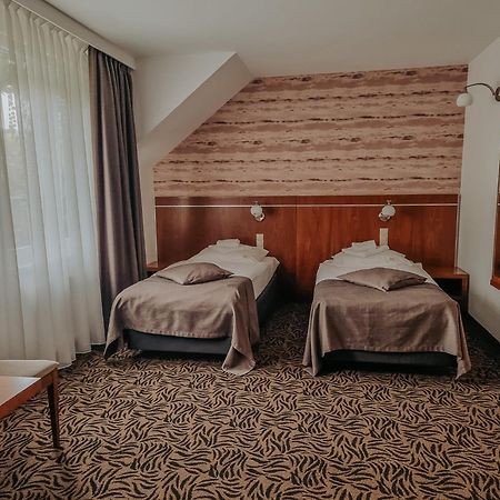 Hotel Azyl Kąty Wrocławskie Eksteriør billede